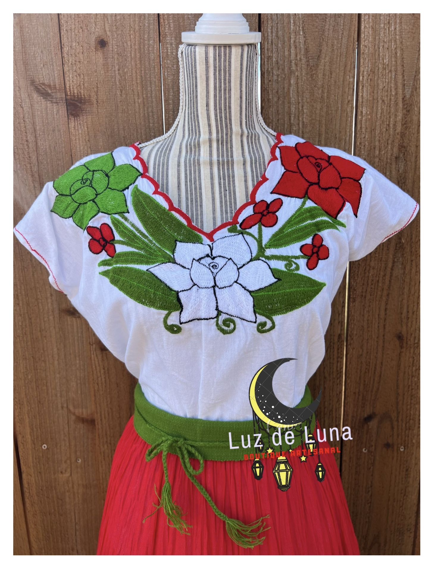 Typical Artisan Blouse Tricolor 