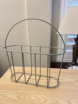 Magazine basket