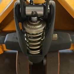 Pallet Jacks Regular Size $229-279/Narrow $399+