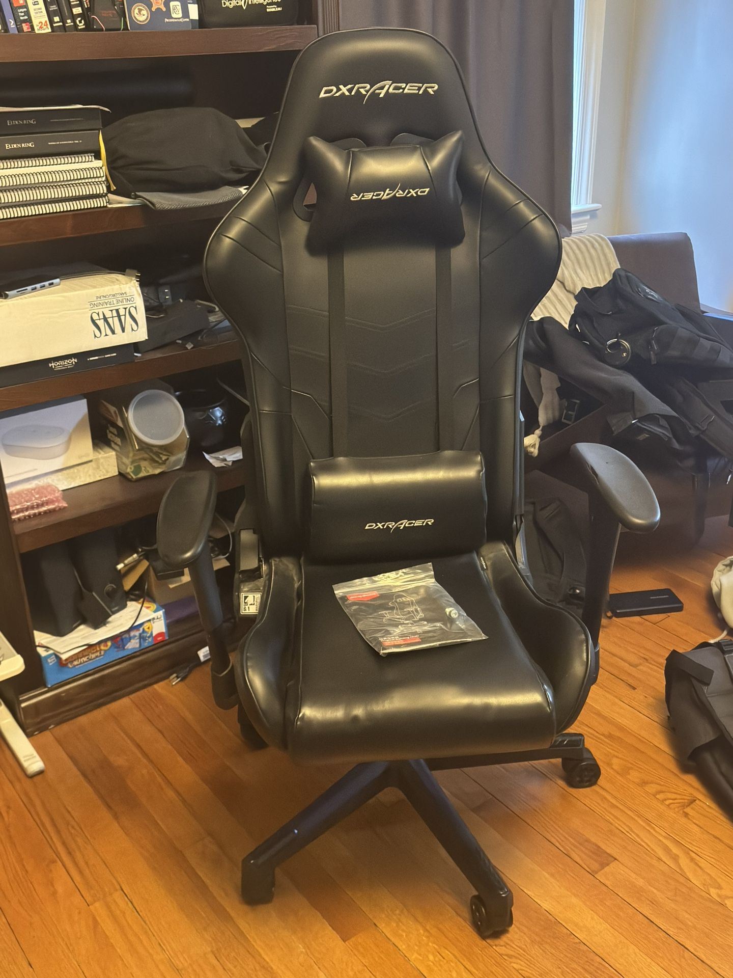 DXRacer Gaming Chair