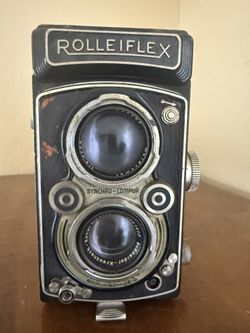Vintage Rolleiflex TLR Camera Schneider Xenar 75mm f/3.5 Synchro Compur 