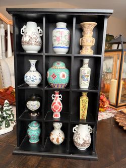 Chinese vase Japan 1980 collection