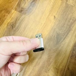 USB to Type C Adapter Compatible with Computer Charger Power Bank Headphone Microphone New Condition