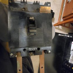 Electrical Breakers  Square D