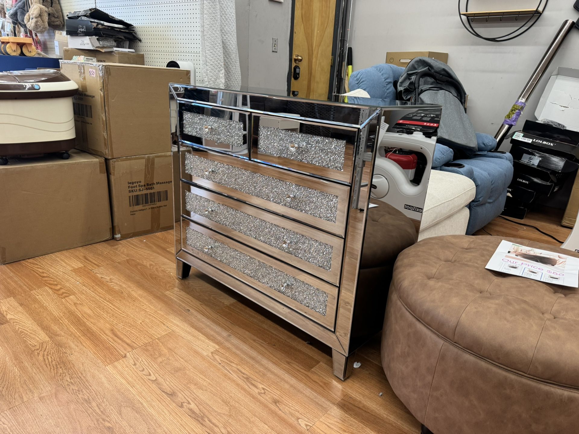 5-Drawer Mirrored Dresser 37.5L