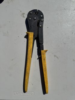 Viega Plumbing Crimp Tool