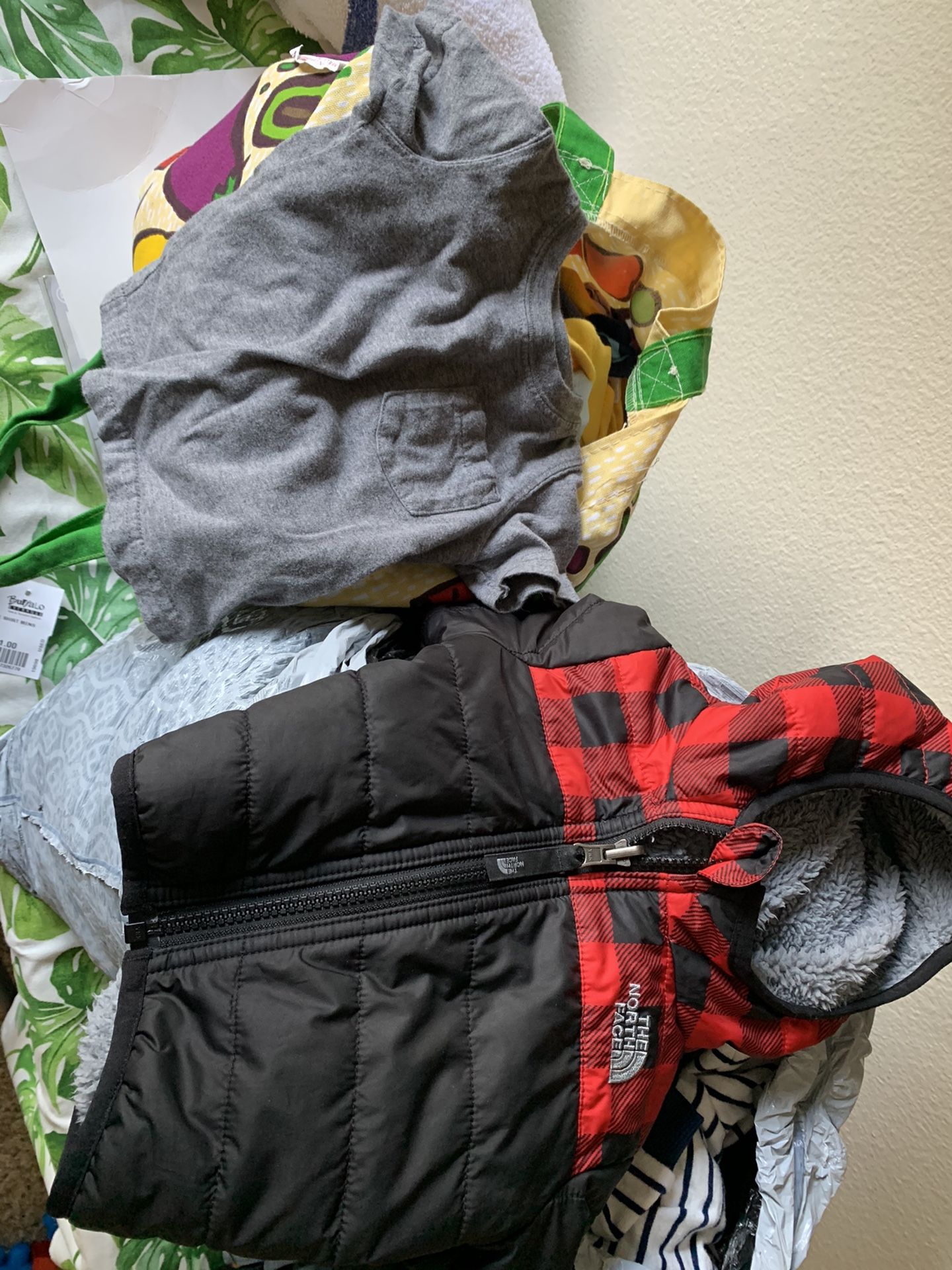 Baby boy clothes sizes 6-12 months