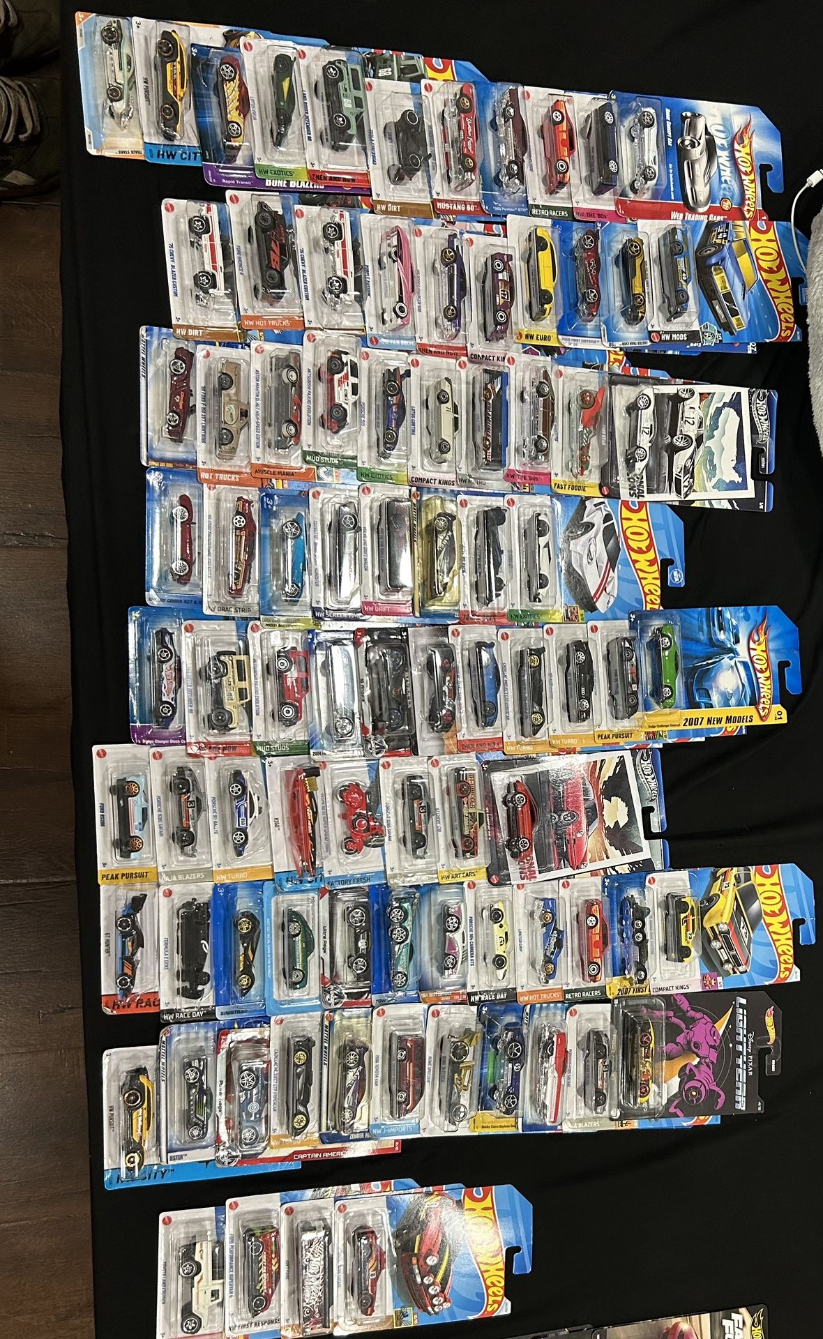 hotwheel lot need GONE