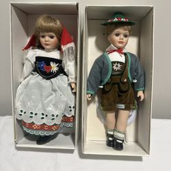Pair Of Vintage Dolls 