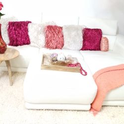 CUTE WHITE LEATHER SOFA AT PICKY PINCHERS 4643 5TH AVE N ST PETE OPEN NOON TO 6 FREE DELIVERY 