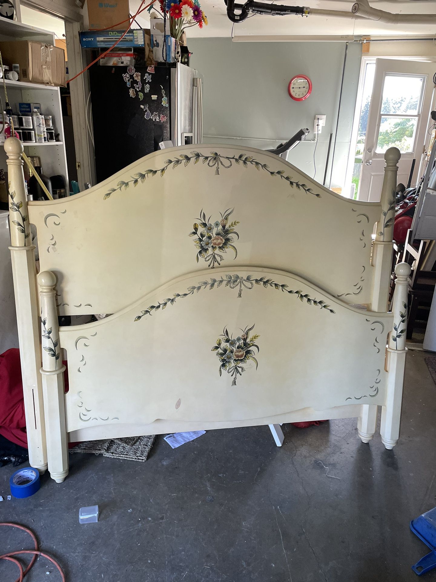 Nice Antique Wood Full Bed ( Only Headband And Footboard 