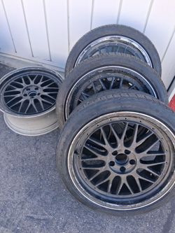5x100 Universal 5 lugs Weels And tires