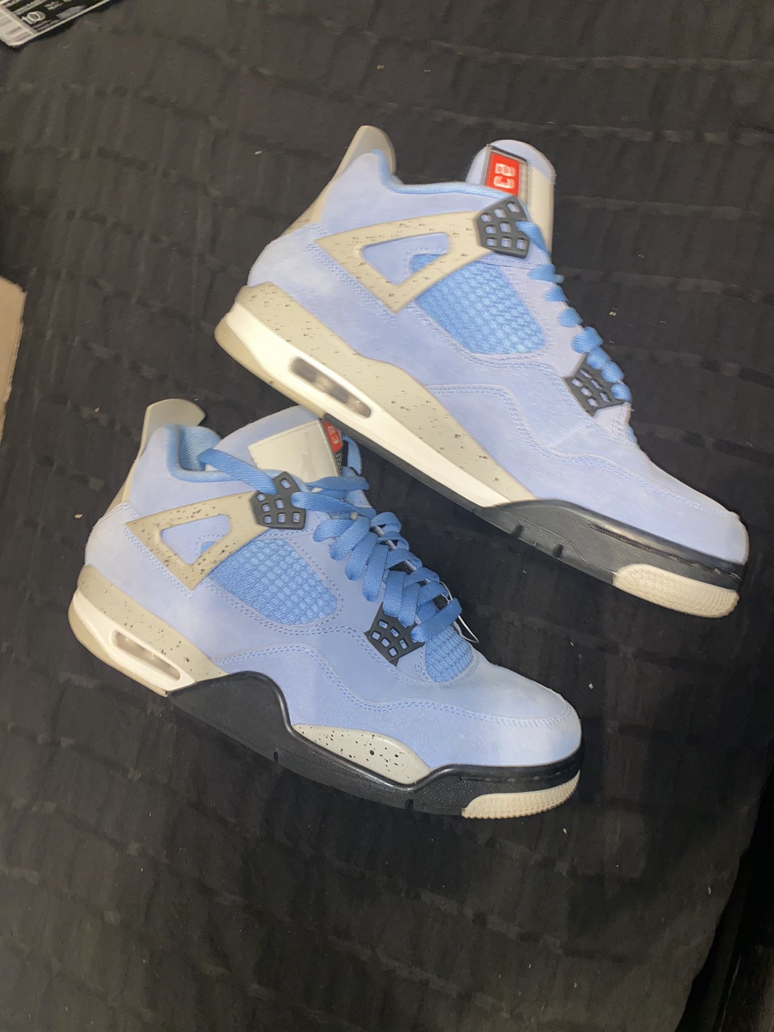 University Blue Jordan 4