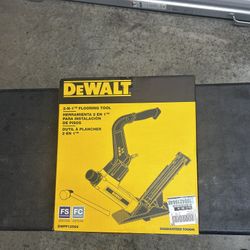 DEWALT 2-in-1 Pneumatic 15.5-Gauge and 16-Gauge Flooring Tool