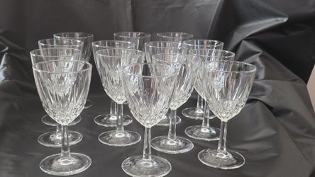 14 Luminarc Wine Glasses Diamond Shape