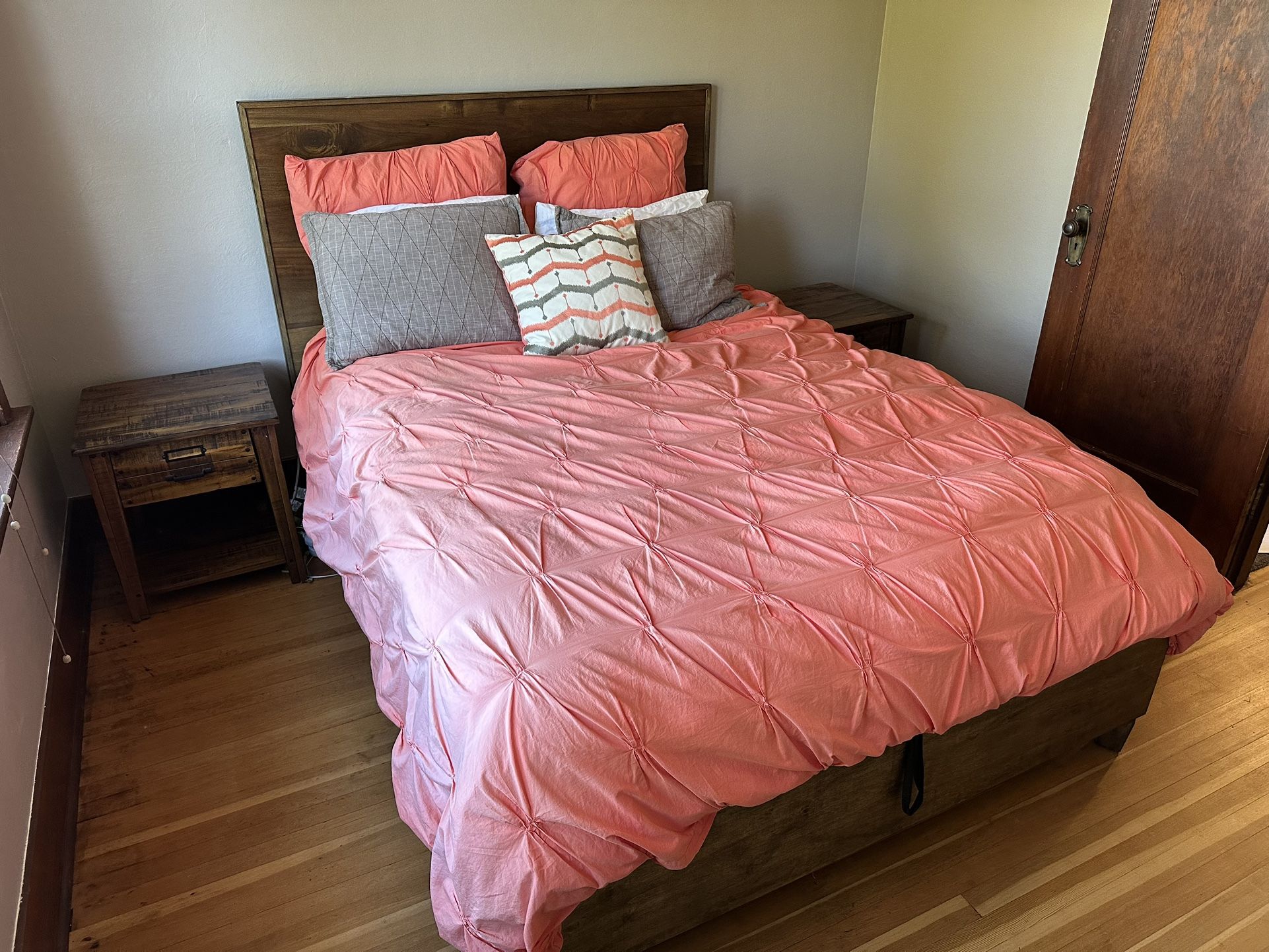 Free Bed Set