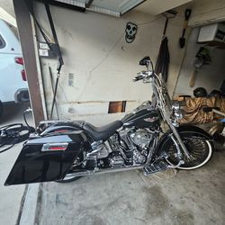 2013 Harley Deluxe 
