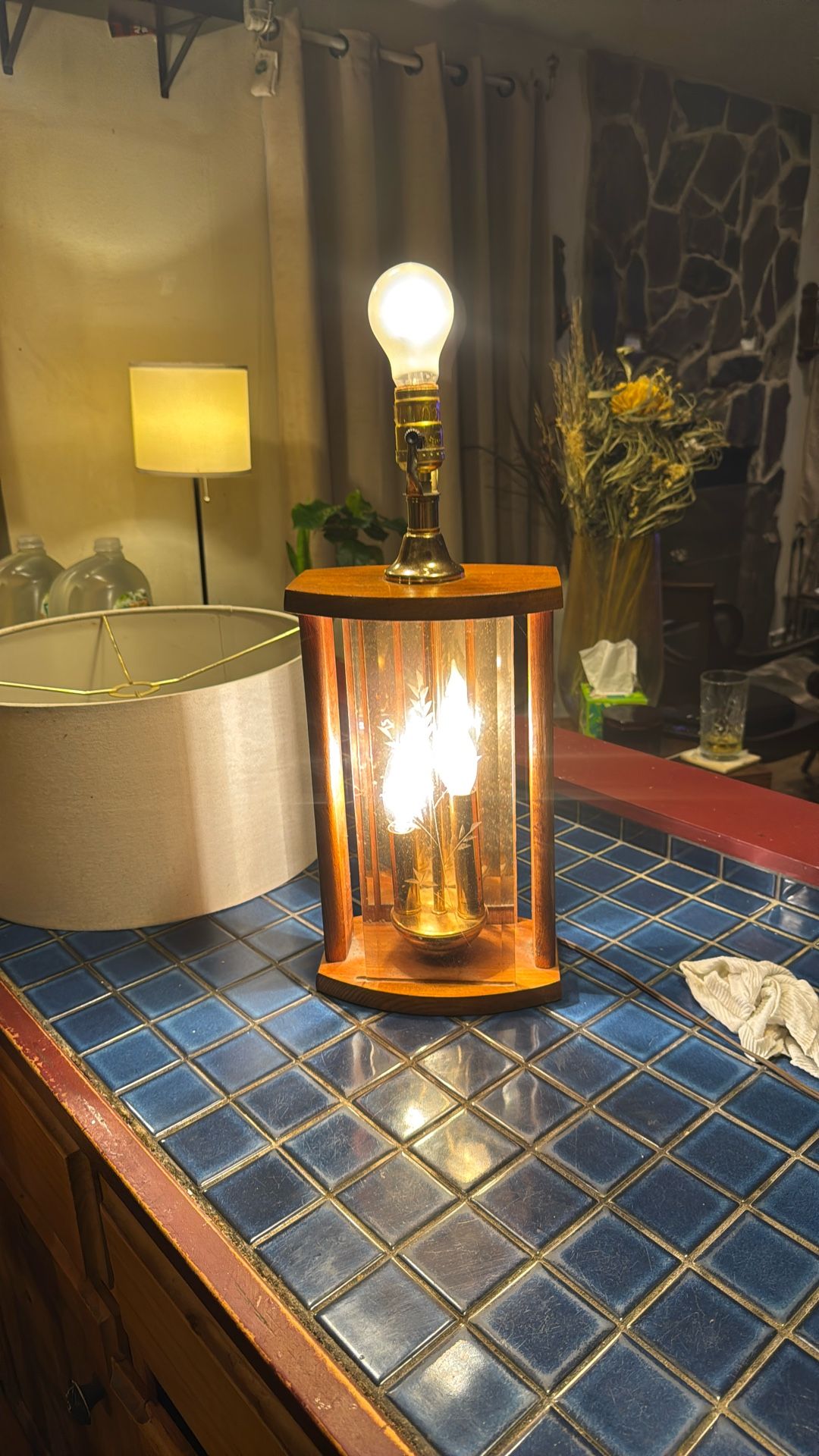 Lamp Wooden Old Glass Etching 3 Way