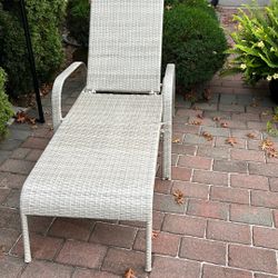 Outdoor Furniture 