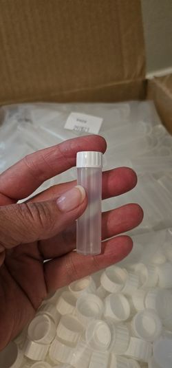 5 ml vials with snap caps