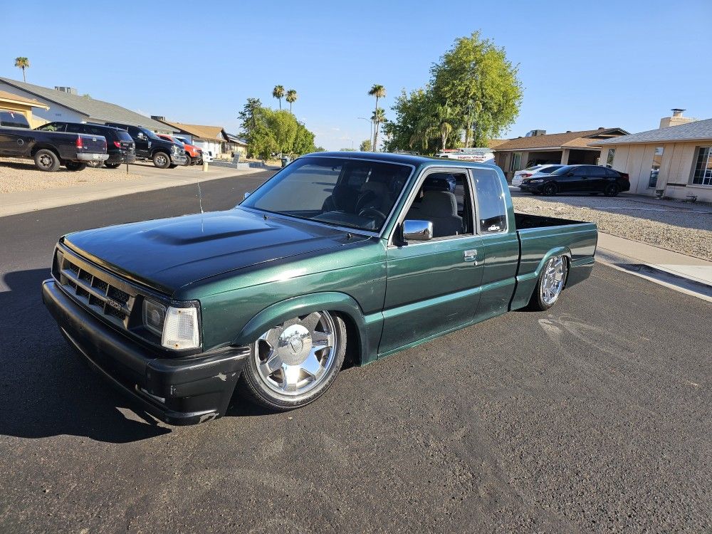 Bagged Mazda B2200 Minitruck