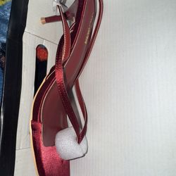 7.5 Kitten Thong Heels In Color Whine 