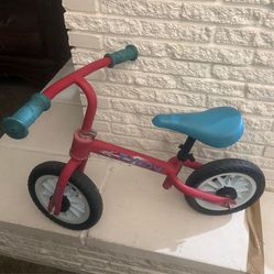 Toddler Balance Bike LIGHT WEIGHT No Pedal First Bike for Ages 18 Months to 4 Years - Maintenance-Free 10" Tires - Adjustable Seat - Madd Gear My 1st 