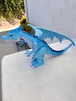 Roaring robotic dragon toy