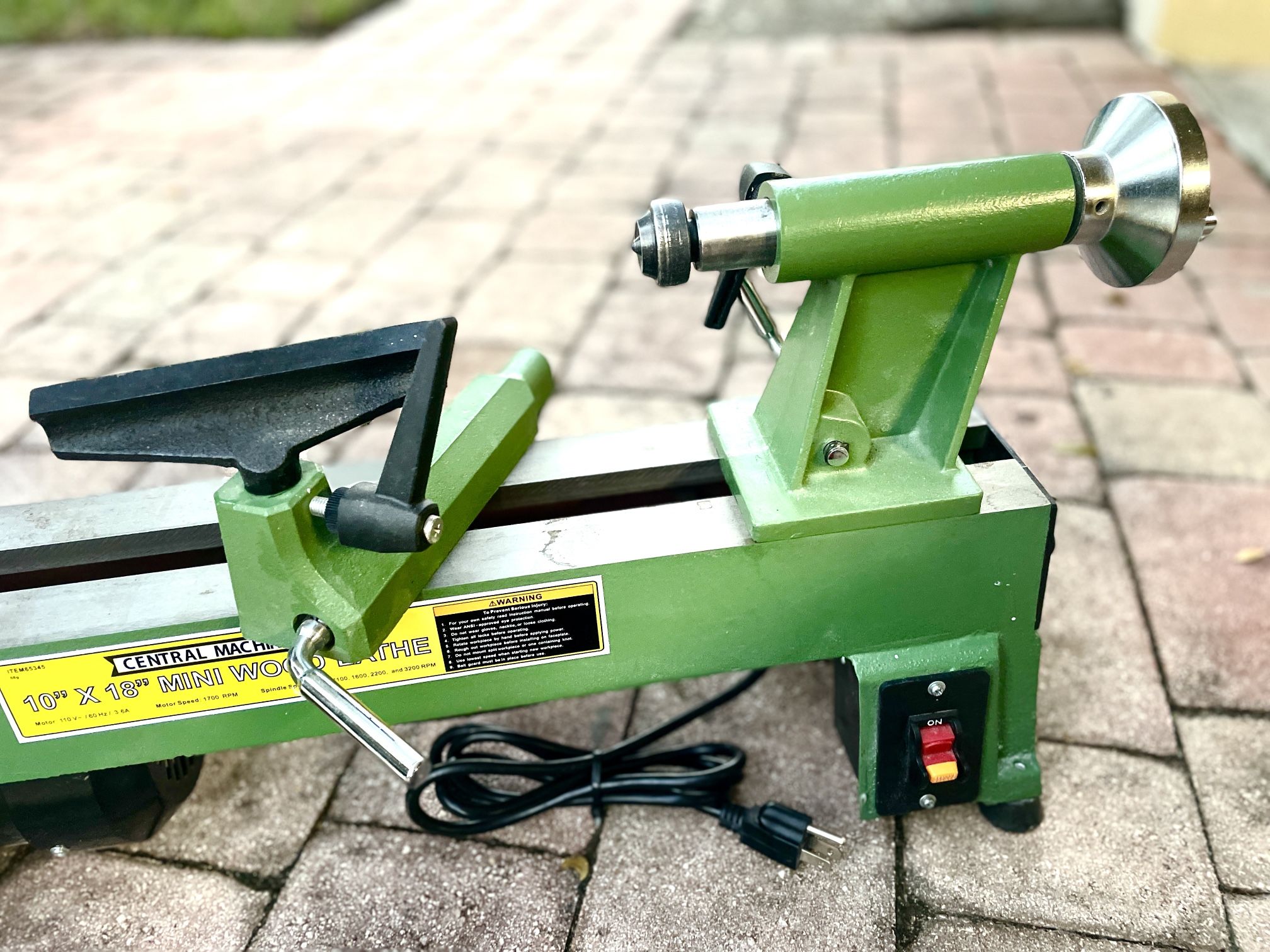 Benchtop Wood Lathe Central Machinery for Sale in Medley, FL OfferUp