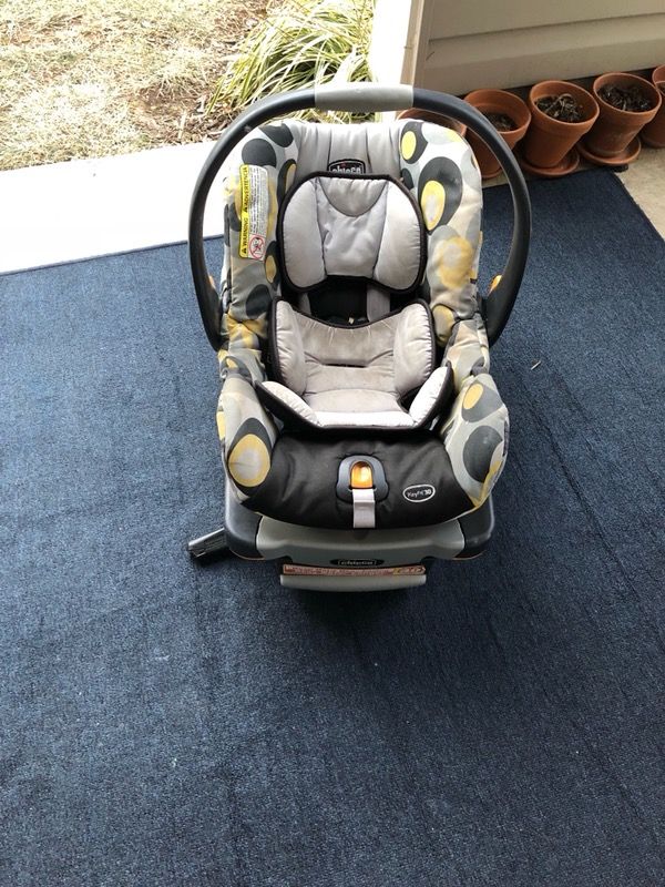Chico infant car seat