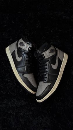 Air Jordan 1 Retro High OG 'Shadow' 2018