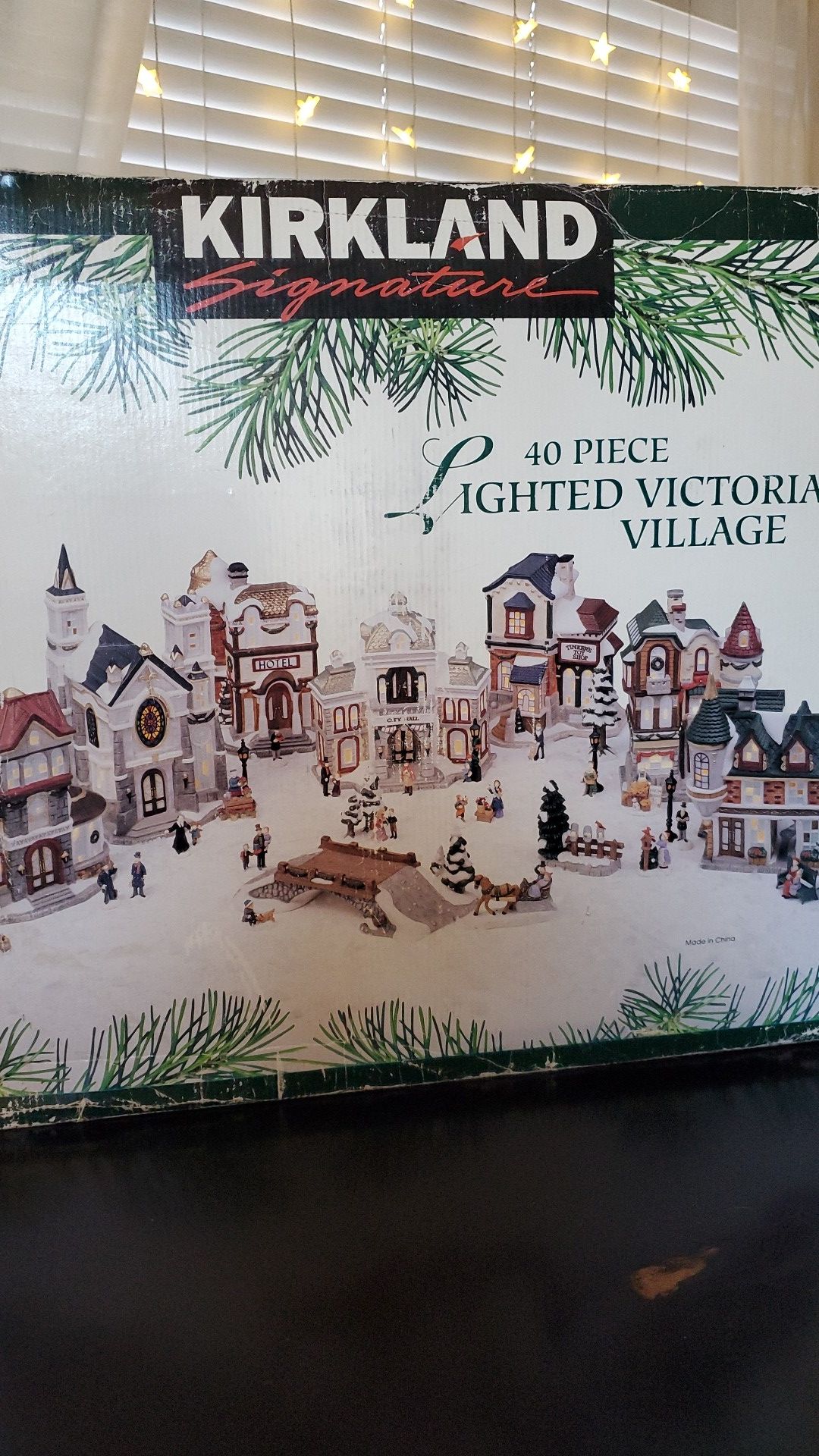 Christmas Home Decor Kirkland 40 piece Lighted Victorian Village complete