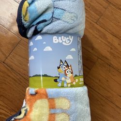 NWT Bluey travel blanket 