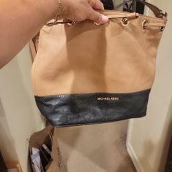 Micheal Kors Womens Hand Bags