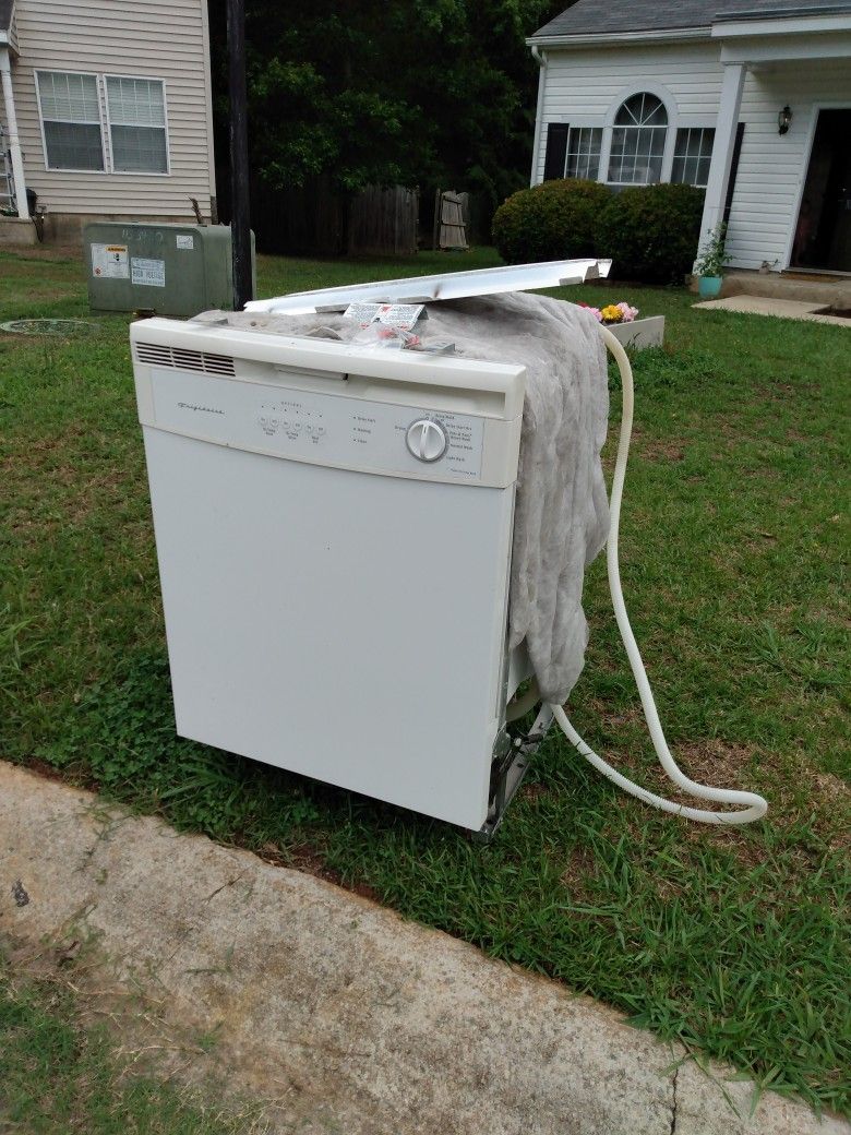 Free Dishwasher 