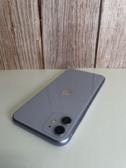 iPhone 11 - Unlocked - 64GB