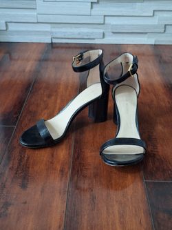 Stuart Weitzman 75 LessNudist Black Patent Leather Ankle Strap Block Heel Size 7
