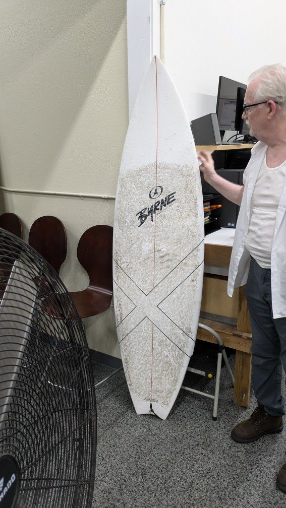 Byrne Surf Board. Laurie Byrne Mullet 6'6"