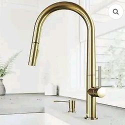 Vigo Greenwich Pull-Down Kitchen Faucet With Side Sprayer Matte Brushed Gold VGO2029MGK2 
