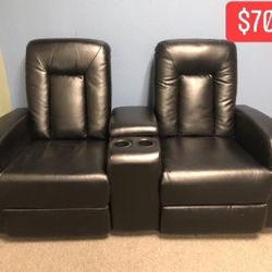 Theatre Style Loveseat 