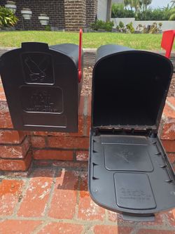 Plastic Mail Boxes