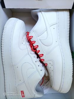 Nike Air Force 1 Low Supreme White Sneakers