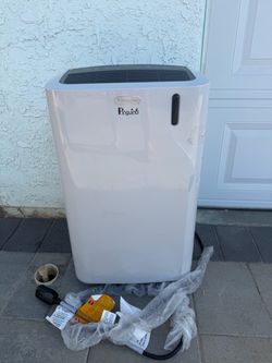 a De'Longhi Pinguino Portable Air Conditioner (Model: PAC EM375