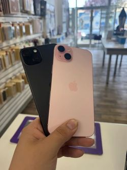 Apple - iPhone 15 Plus 6.7" (T-Mobile) (Pre-owned) / 128GB| $5 Down | Payment Plans Available