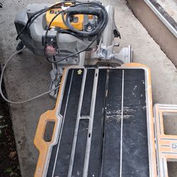 Tile saw