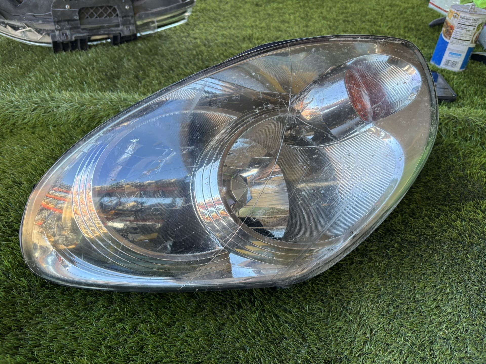 2005 Infiniti G35 RH Headlight