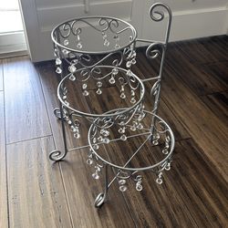 Dessert table holder