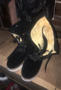 SFNLD Women’s Warm Fur Lined Platform Winter Boots Size 8