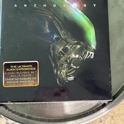 Aliens Ultimate Collector’s Edition DVD Set – Sci-Fi Horror Classic Bundle