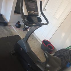 C3 Life Fitness Bike